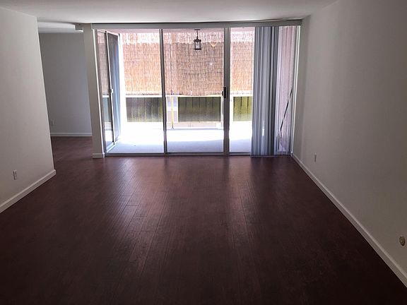 2nd image of 950 N Louise St APT 108