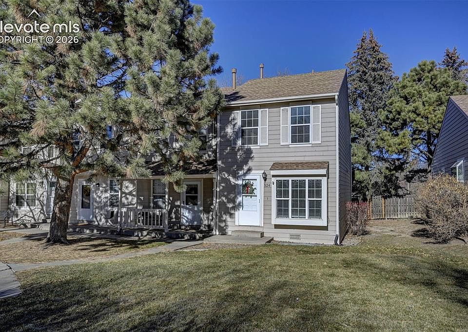 1st image of 524 Shady Crest Cir