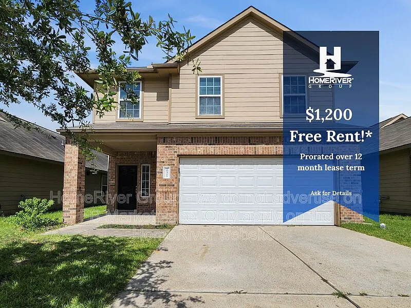 4 bed, 2.5 bath, 2490 sqft, $2,245 — Photo 1