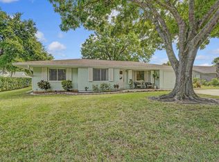 1964 5th Ave SE, Vero Beach, FL 32962