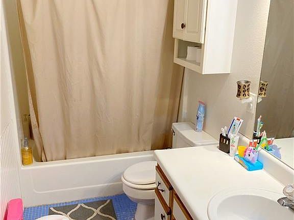 5th image of 5706 Sara St Unit B