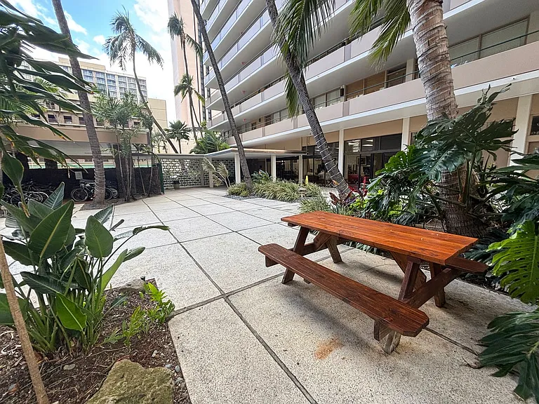 1720 Ala Moana Blvd #B-503 — Photo 13