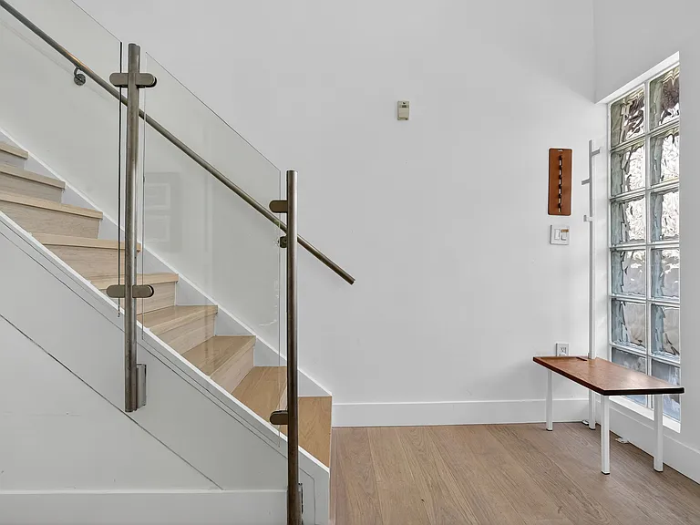 828 3rd St #314 — Photo 36
