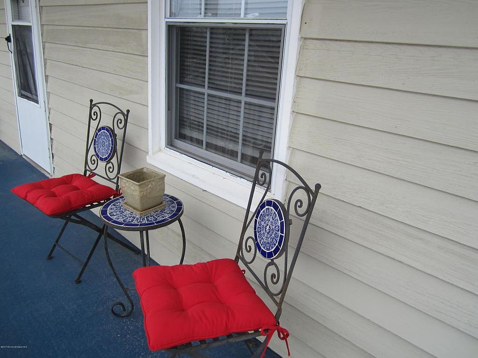1st image of 226 Blaine Ave APT 2