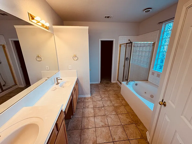 3813 Cedar Ridge Ct — Photo 20