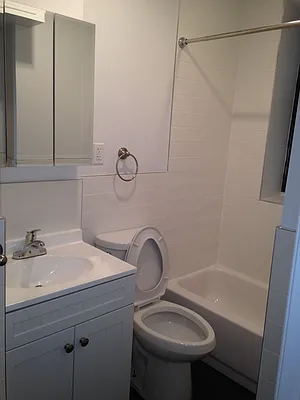 Rented by Crosstown Apartments NYC | media 9