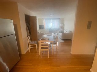 210 Babcock St #2A, Brookline, MA 02446