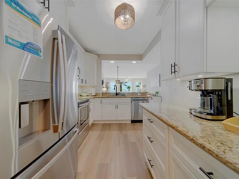 16700 Gulf Blvd #423 — Photo 12