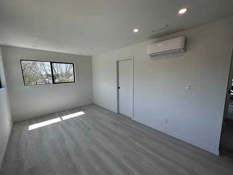 Terrace Dr — Photo 4