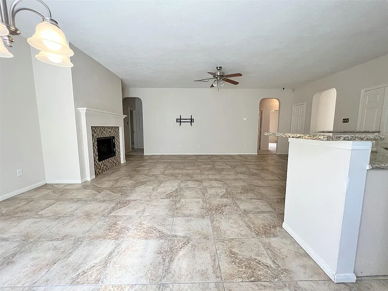 4723 Silverlake Dr — Photo 17
