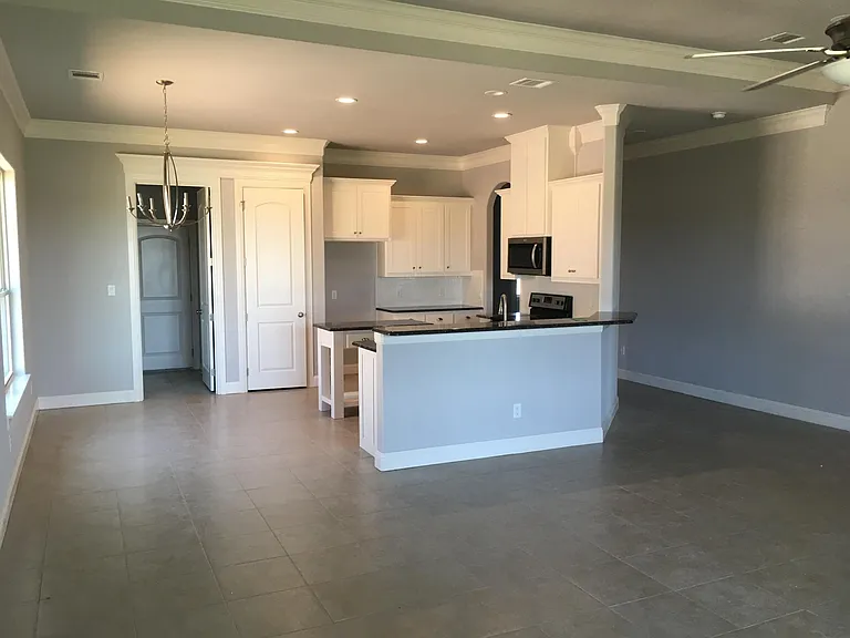 548 Clearwater Pl — Photo 11