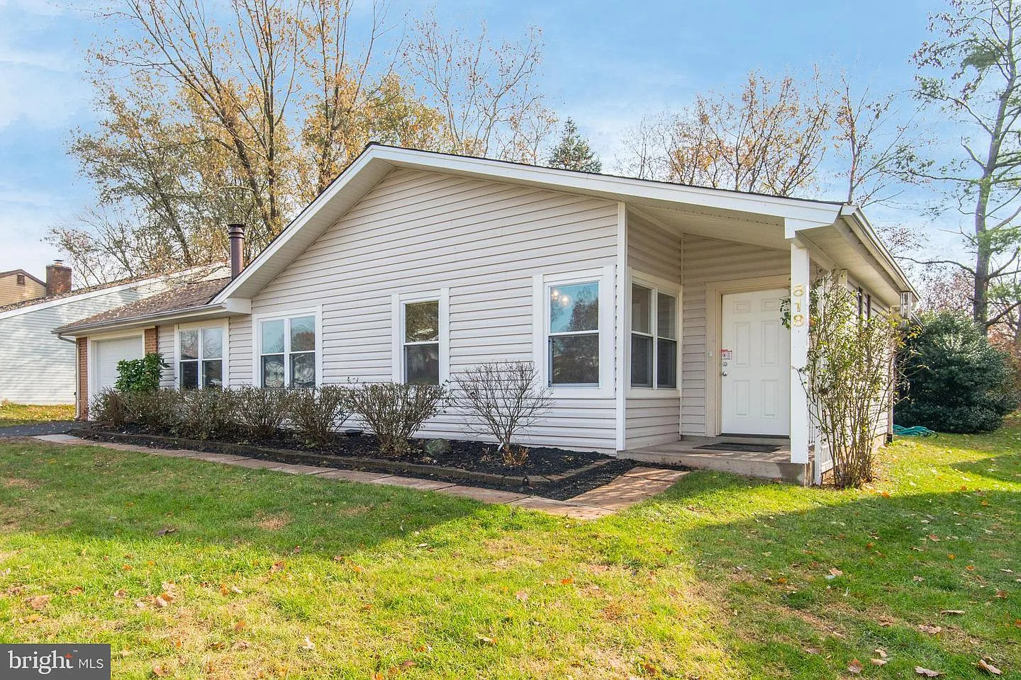818 Sugarland Run Dr photo 1