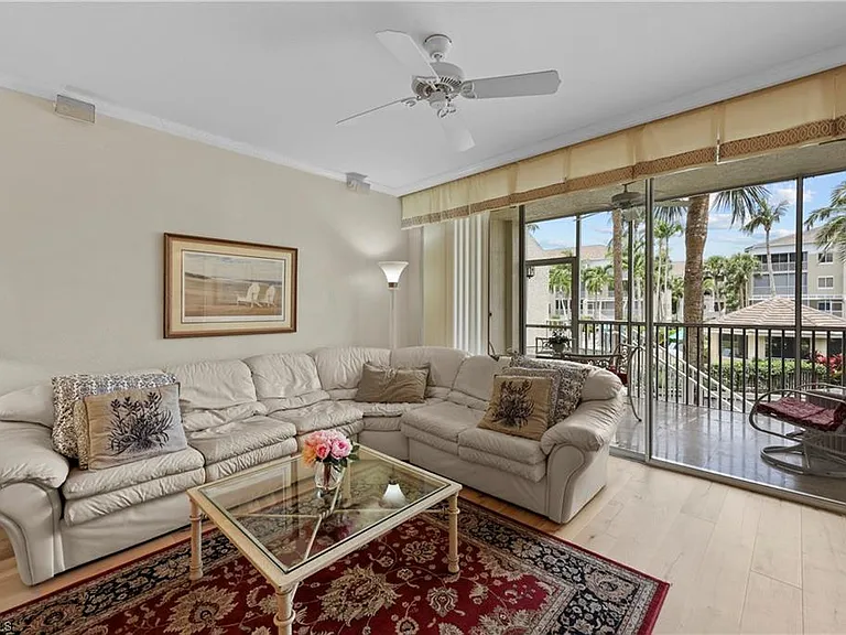 7622 Pebble Creek Cir #102 — Photo 3