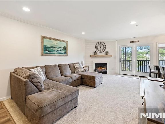 2nd image of 291 Coventry Court