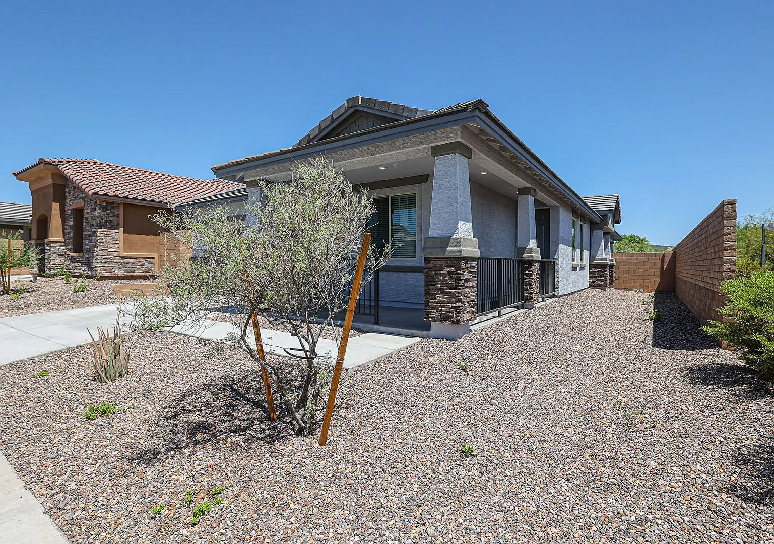 Beautiful Home In The Highly Desirable Vistancia Community Of Peoria - Half Month Free! — Photo 4