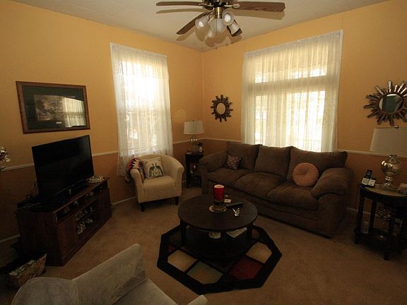 2nd image of 3925 Delmar Ave