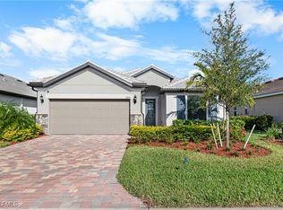 17039 Oakstead Dr, Alva, FL 33920