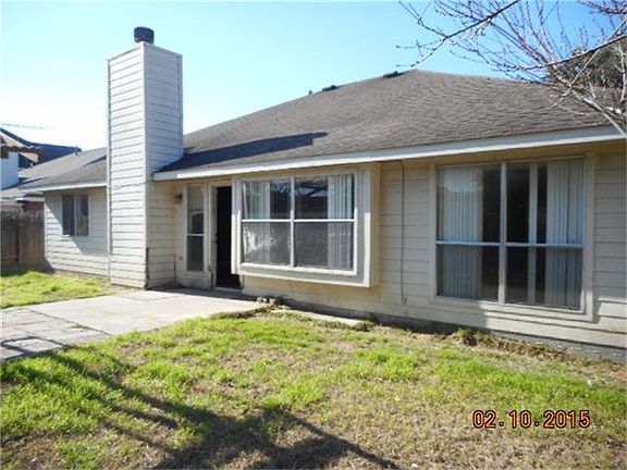 3rd image of 3831 Stableridge Dr