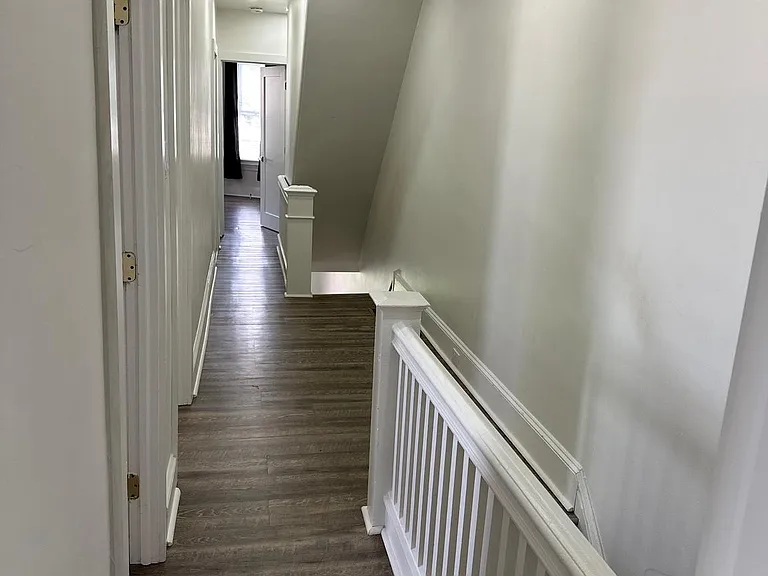 482 Martin St — Photo 19