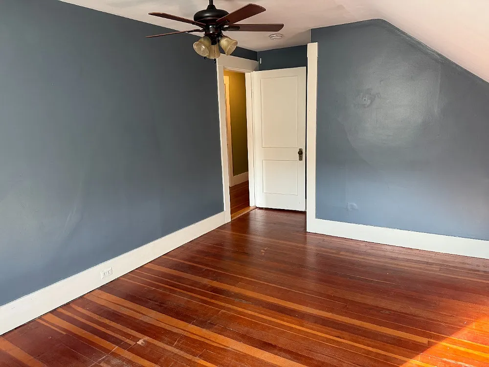 2 bed, 900 sqft, $1,900 — Photo 2