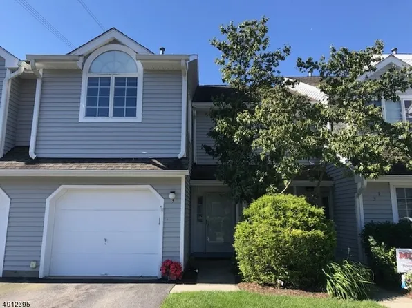 3 Springbrook Rd W, Montville, NJ 07045