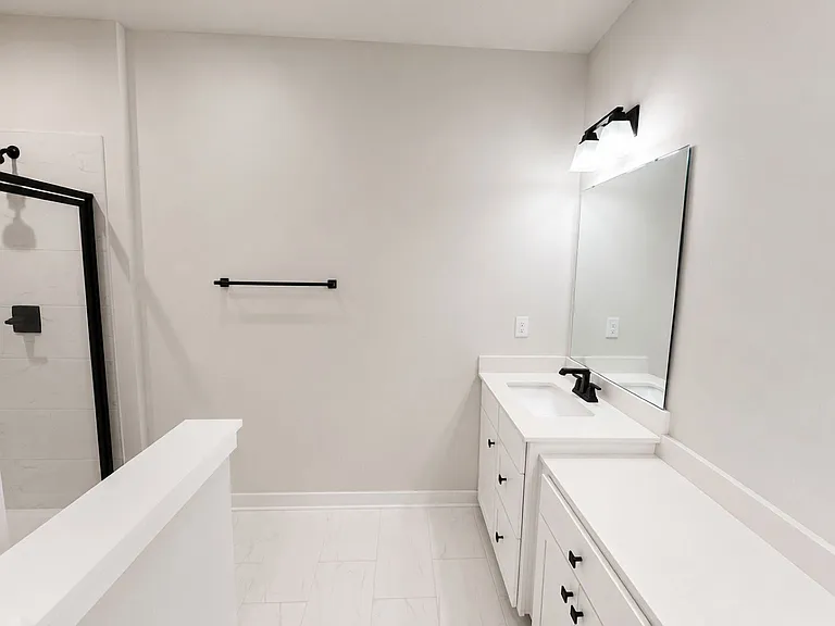 9802 Oaklawn Blvd NW — Photo 35