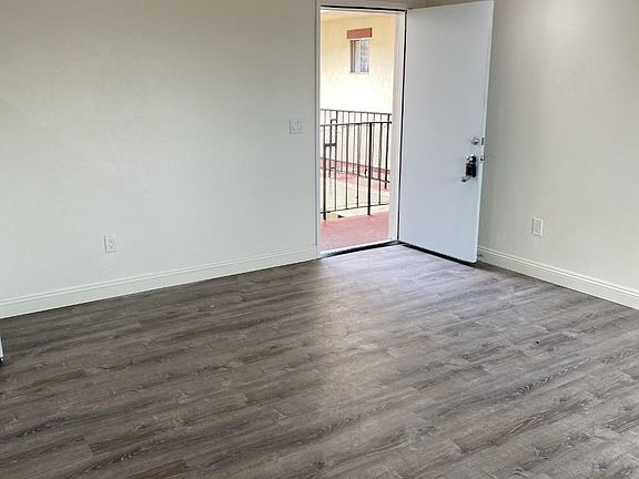 4th image of 3691 National Ave APT 10
