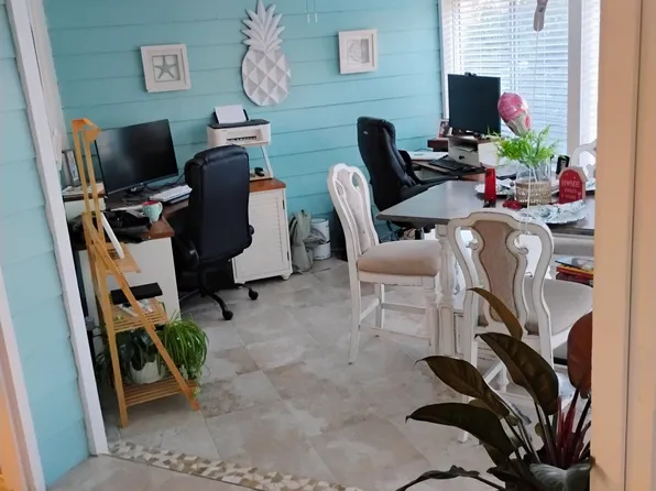 1909 Seminole Rd, Atlantic Beach, FL 32233