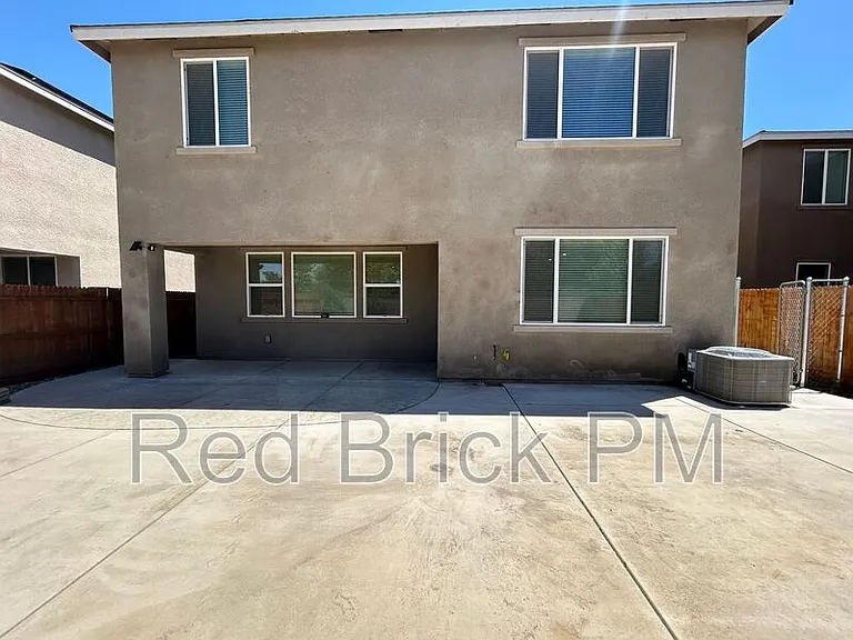 2367 Explorador Dr — Photo 7