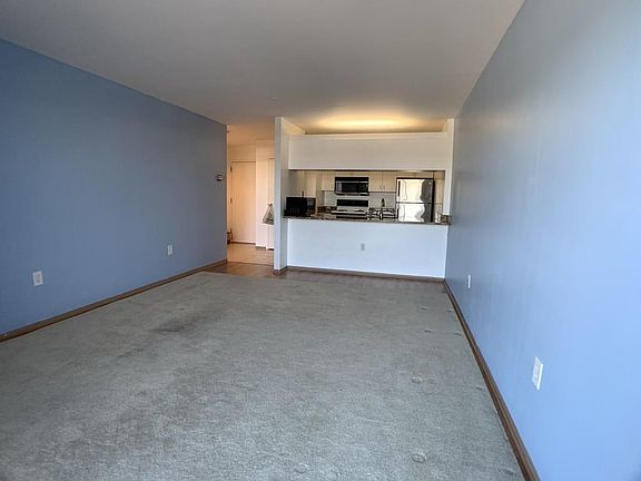5th image of 100 W Squantum St APT 605