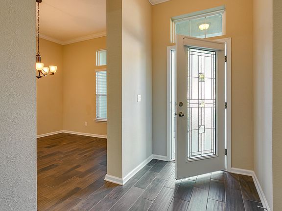 3rd image of 4926 Ballastone Dr