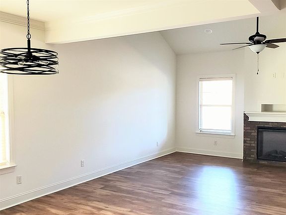 2nd image of 106 Brownstone Dr