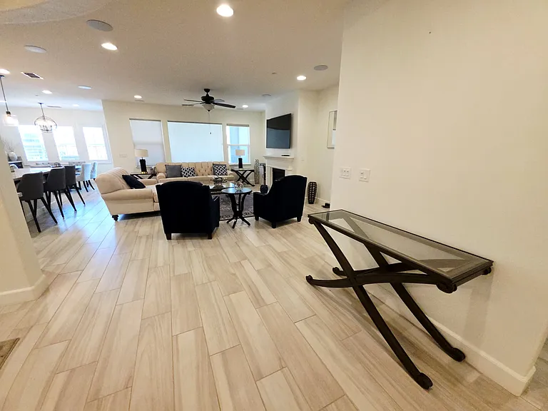 2488 Remy Cantos Dr — Photo 7