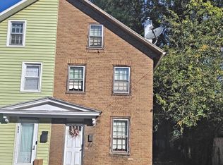 290 W 2nd St, Hummelstown, PA 17036