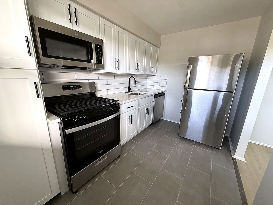 1st image of 802 Main St #11643620