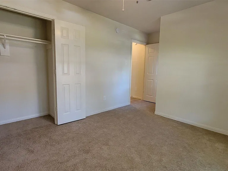 4822 Bonny Loch Ln — Photo 14