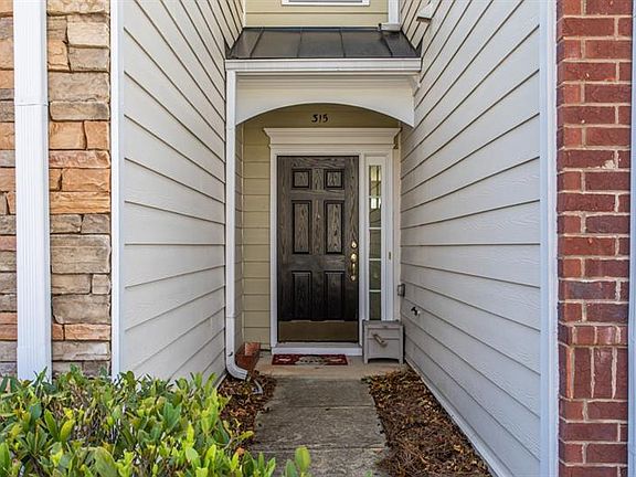 2nd image of 315 Niblewill Pl #29