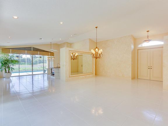 2nd image of 4473 Kensington Park Way