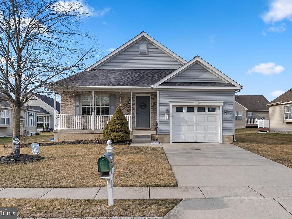 1st image of 20 Eagle Ridge Dr