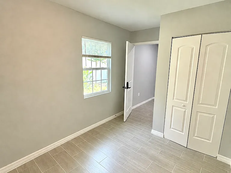 115 N Hampton Ave — Photo 26