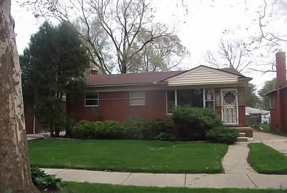 1st image of 21900 Kenosha Ave