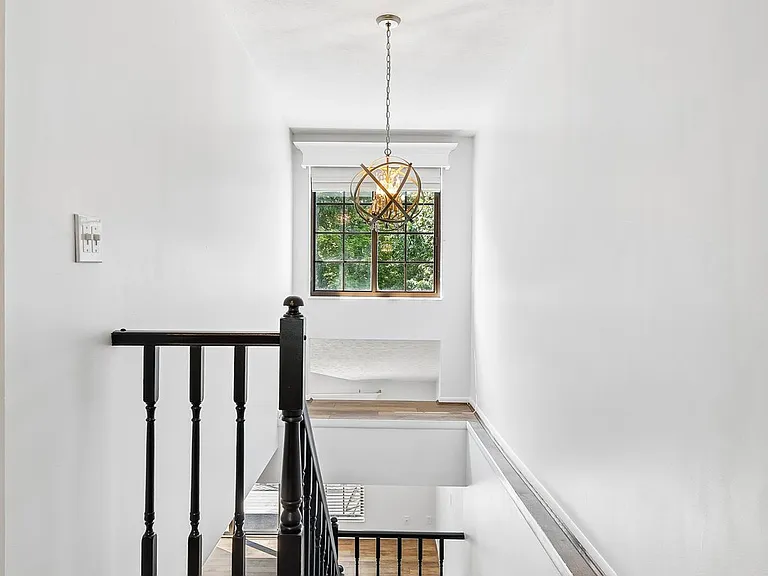 1608 Shady Cove Ln — Photo 22