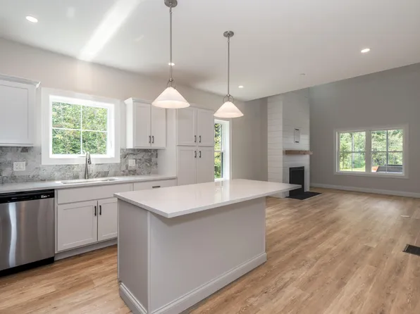 7 Daybreak Lane #3, Windham, ME 04062