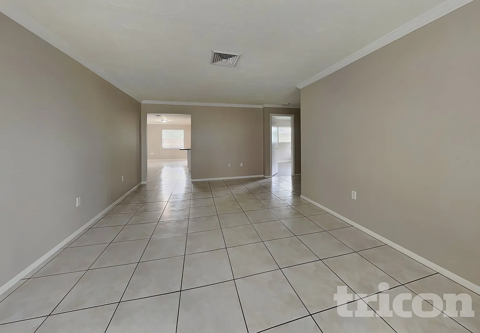 8105 Longbay Boulevard Sarasota FL — Photo 3