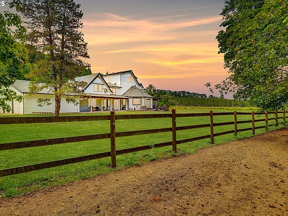 2nd image of 47266 SW Carpenter Creek Rd