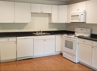 304 New River Rd #13, Manville, RI 02838