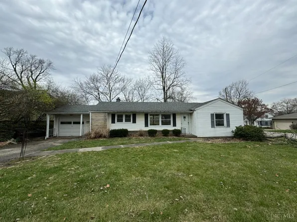26 Glenmore Dr, Middletown, OH 45042