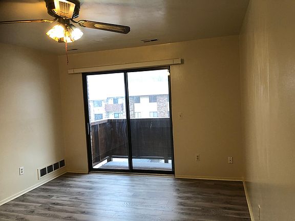4th image of 7717 Manor Cir APT 204