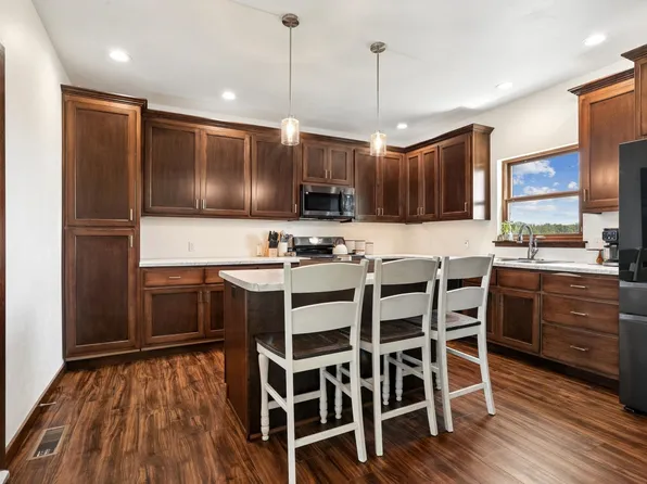 22319 Boxwood Rd, Brillion, WI 54110