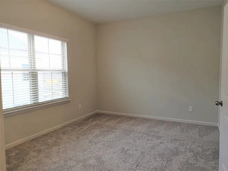 9537 Ainslie Downs St — Photo 12